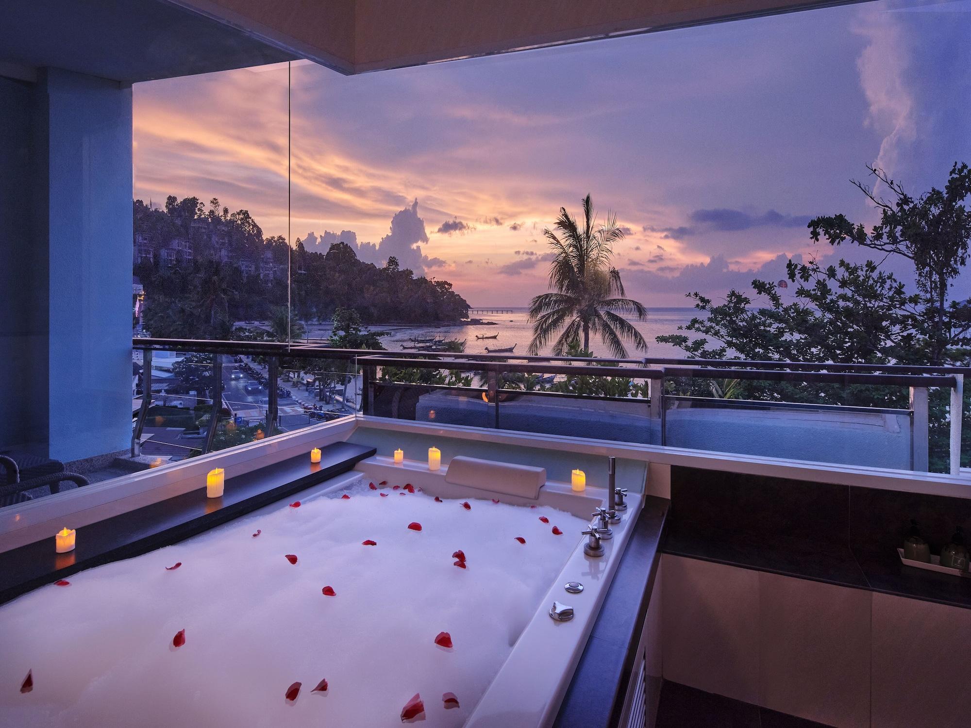 Homm Bliss Southbeach Patong Bagian luar foto